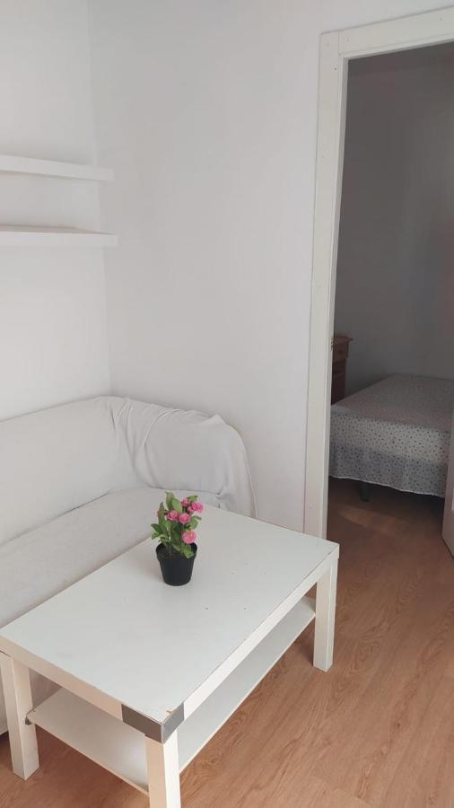 Apartamento En C. Maria Luisa 2 Dormitorios Мадрид Екстериор снимка